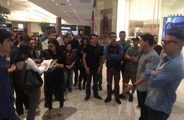 Acadêmicos visitam o Nações Shopping