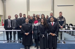 Curso de Direito da Esucri promove júri simulado sobre homicídio 