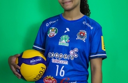Vôlei de Forquilhinha celebra entrega de uniformes e conquista vitórias em competições estaduais