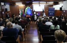 Cerimônia do Jaleco marca encerramento da primeira Semana Acadêmica de Medicina Veterinária da Esucri