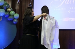 Cerimônia do Jaleco marca encerramento da primeira Semana Acadêmica de Medicina Veterinária da Esucri